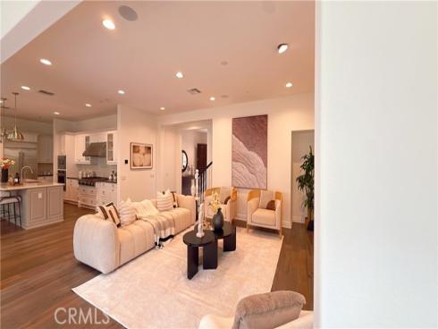 54  Hearst  , Irvine, CA