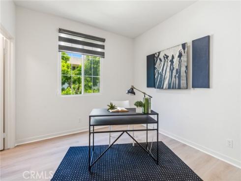 747  Beacon  , Irvine, CA