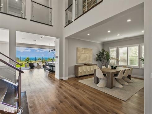 224 Clear Falls , Irvine, CA