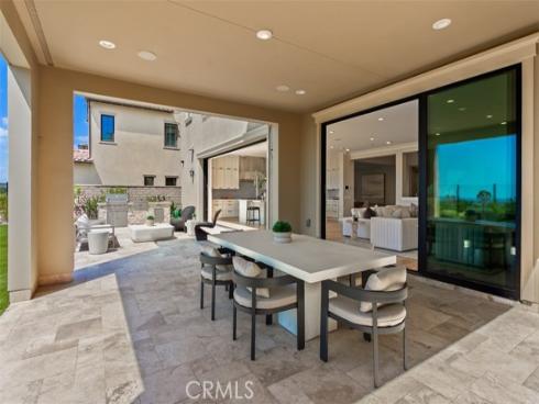 224 Clear Falls , Irvine, CA