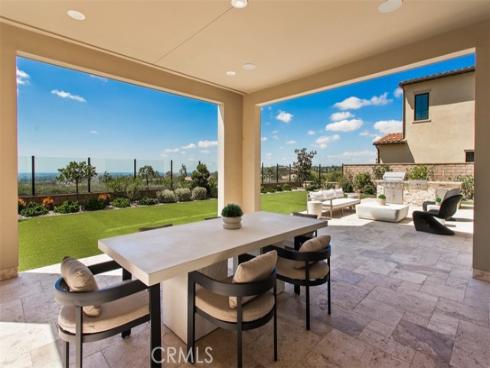 224 Clear Falls , Irvine, CA