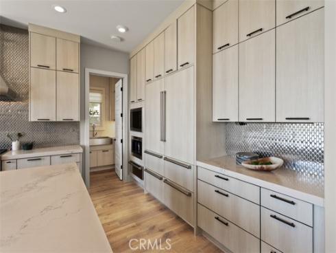 224 Clear Falls , Irvine, CA