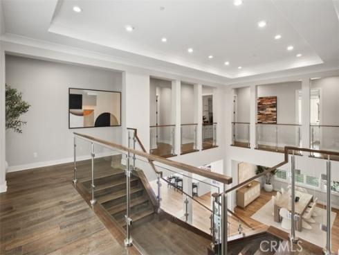 224 Clear Falls , Irvine, CA