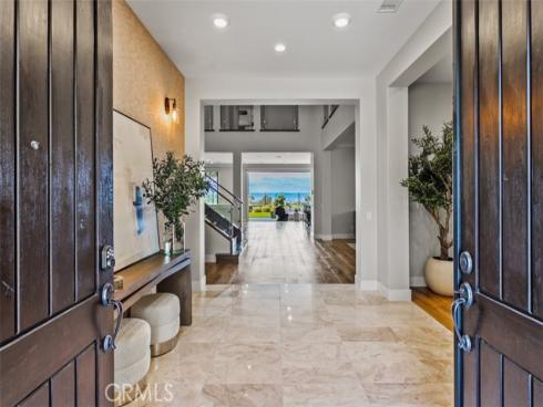 224 Clear Falls , Irvine, CA