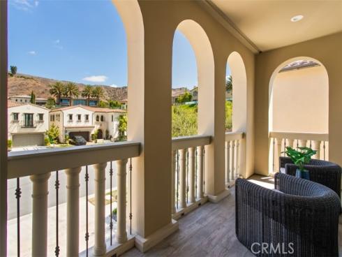 224 Clear Falls , Irvine, CA