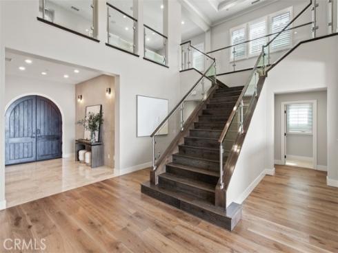 224 Clear Falls , Irvine, CA