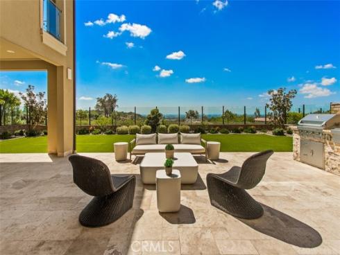 224 Clear Falls , Irvine, CA