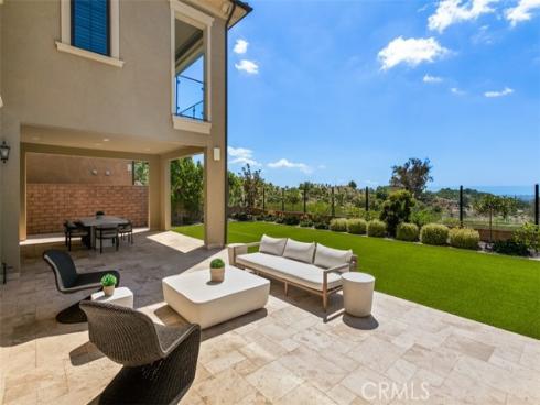 224 Clear Falls , Irvine, CA