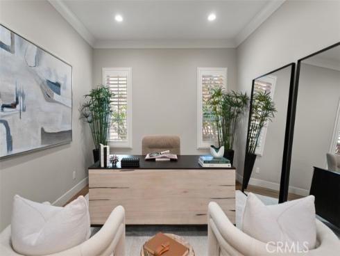 224 Clear Falls , Irvine, CA