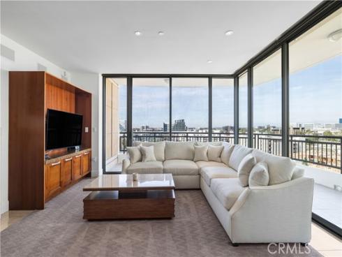 5100  Scholarship  , Irvine, CA