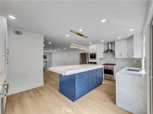 10  Starfall  11 , Irvine, CA