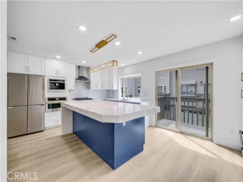 10  Starfall  11 , Irvine, CA