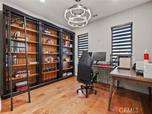 10  Shadybend  , Irvine, CA