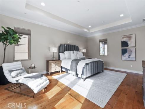 10  Shadybend  , Irvine, CA