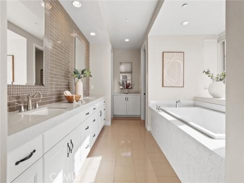 10  Shadybend  , Irvine, CA