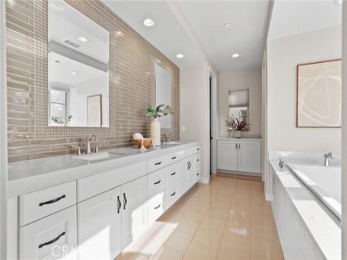 10  Shadybend  , Irvine, CA