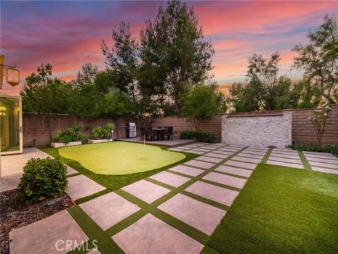 10  Shadybend  , Irvine, CA