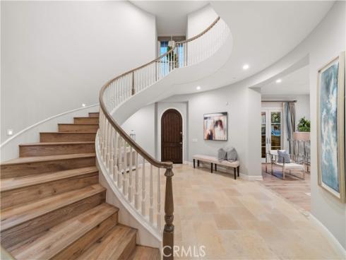 212 Clear Falls , Irvine, CA