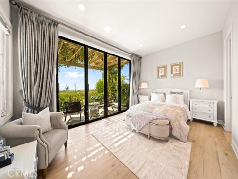 212 Clear Falls , Irvine, CA