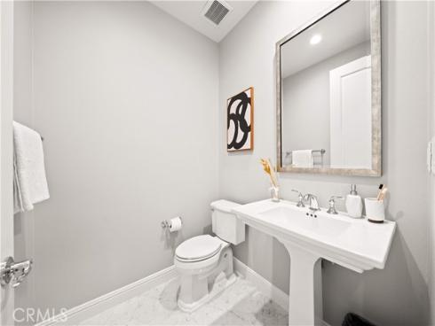 212 Clear Falls , Irvine, CA