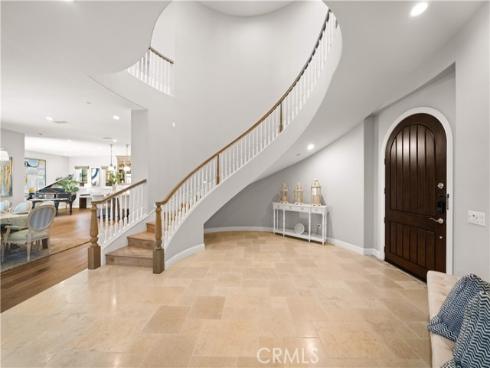 212 Clear Falls , Irvine, CA