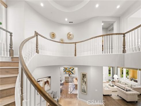 212 Clear Falls , Irvine, CA