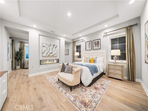 212 Clear Falls , Irvine, CA