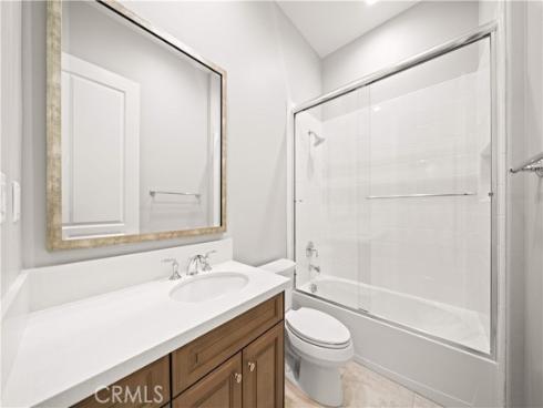 212 Clear Falls , Irvine, CA