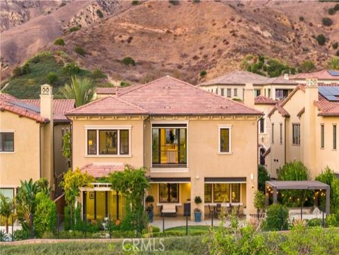 212 Clear Falls , Irvine, CA