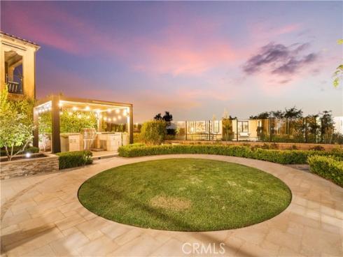 212 Clear Falls , Irvine, CA