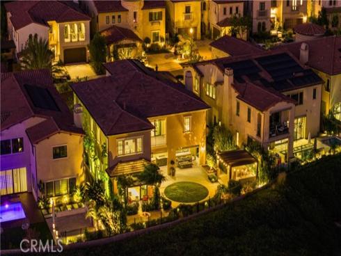 212 Clear Falls , Irvine, CA