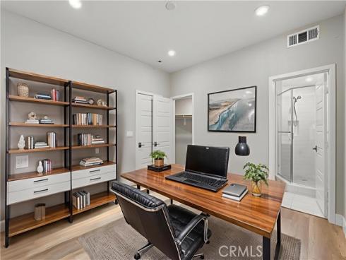 186  Stellar  , Irvine, CA