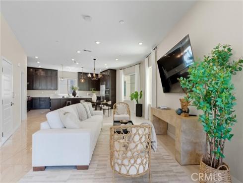 186  Stellar  , Irvine, CA