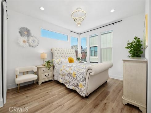 154  Keeper  , Irvine, CA