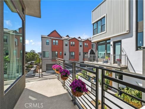 154  Keeper  , Irvine, CA