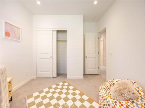 134 Milky Way , Irvine, CA