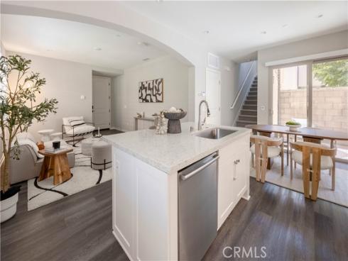 134 Milky Way , Irvine, CA