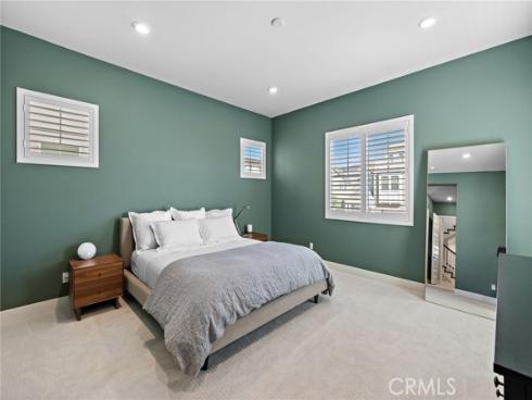 163  Crossover  , Irvine, CA