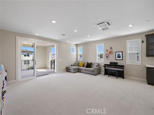 163  Crossover  , Irvine, CA