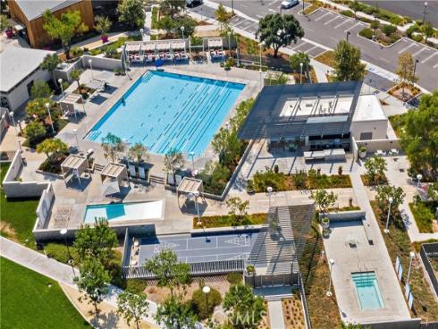 163  Crossover  , Irvine, CA