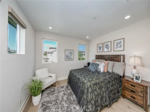 66  Bolide  , Irvine, CA