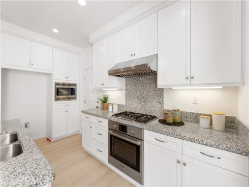 54 Jade Flower , Irvine, CA