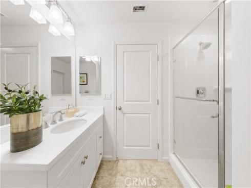 54 Jade Flower , Irvine, CA