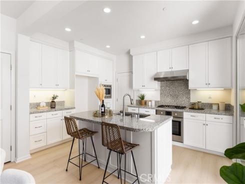 54 Jade Flower , Irvine, CA