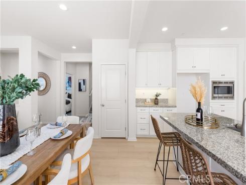 54 Jade Flower , Irvine, CA