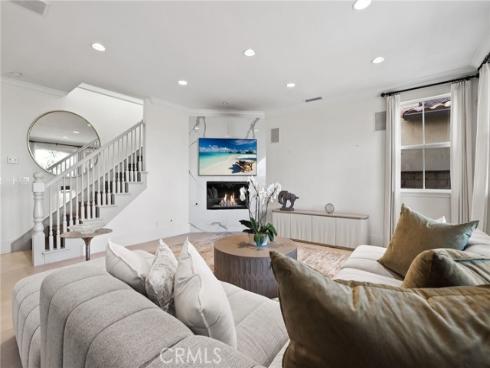 113  Bottlebrush  , Irvine, CA