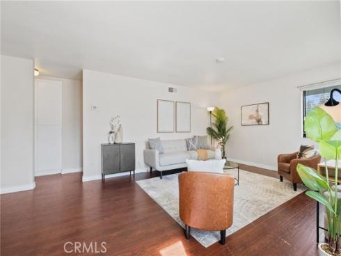 69  Tarocco  , Irvine, CA