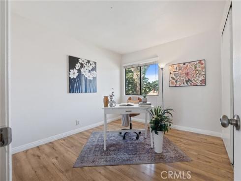 69  Tarocco  , Irvine, CA