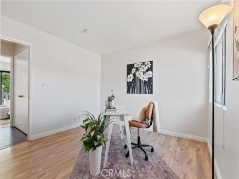 69  Tarocco  , Irvine, CA