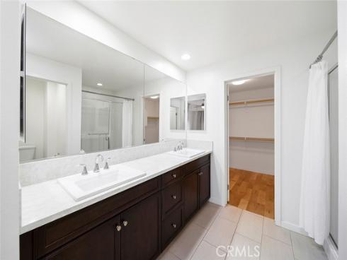 87  Waldorf  , Irvine, CA